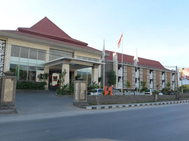 Kristal Hotel Kupang 쿠팡 외부 사진
